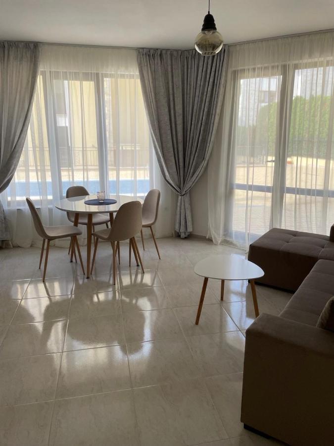 Horizon Katrina Apartments - Sea Line & Beach Access Sveti Vlas Ngoại thất bức ảnh
