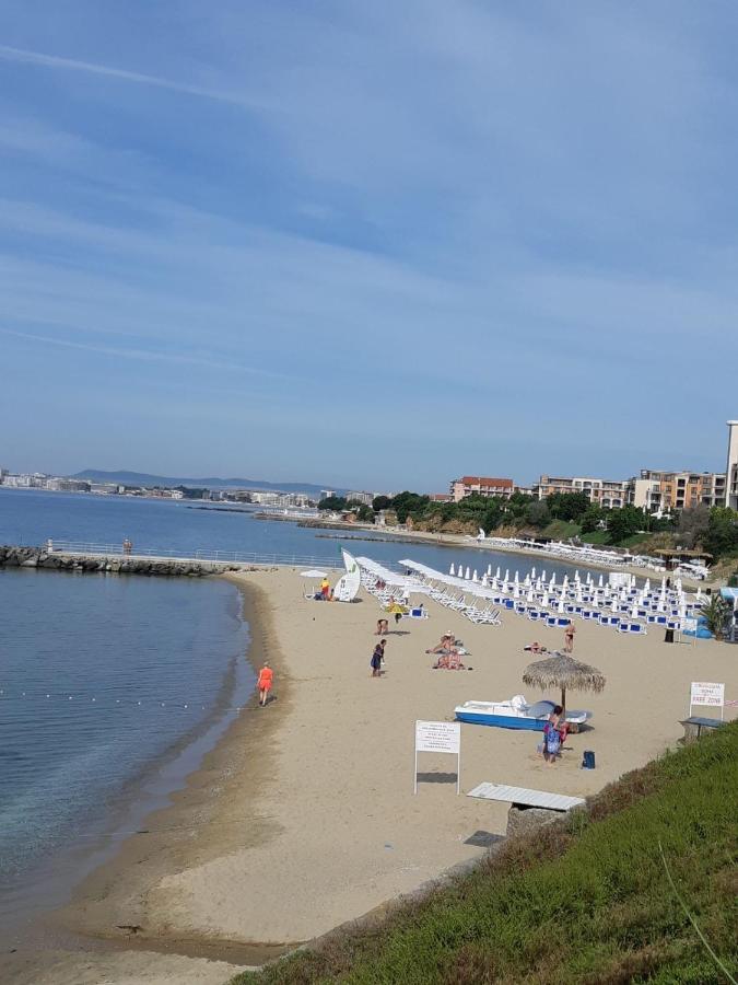Horizon Katrina Apartments - Sea Line & Beach Access Sveti Vlas Ngoại thất bức ảnh