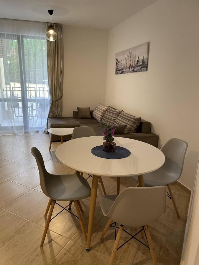 Horizon Katrina Apartments - Sea Line & Beach Access Sveti Vlas Ngoại thất bức ảnh